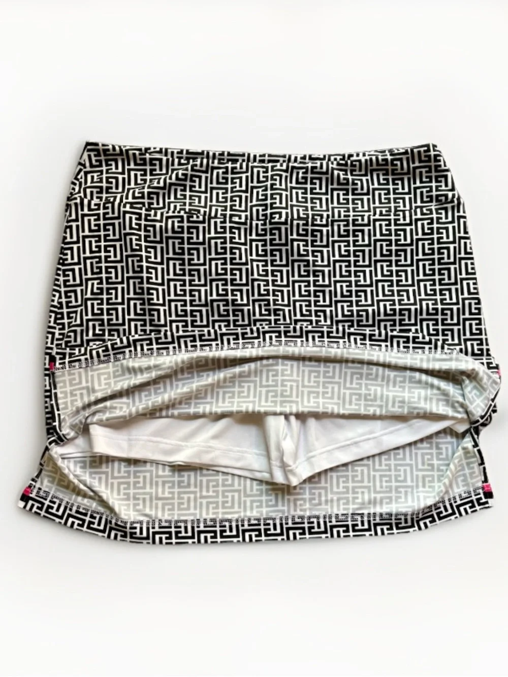 Golftini Ebb and Flow Pull-On Stretch Knit Skort Black & White Geometric PrintXL - Picture 7 of 14